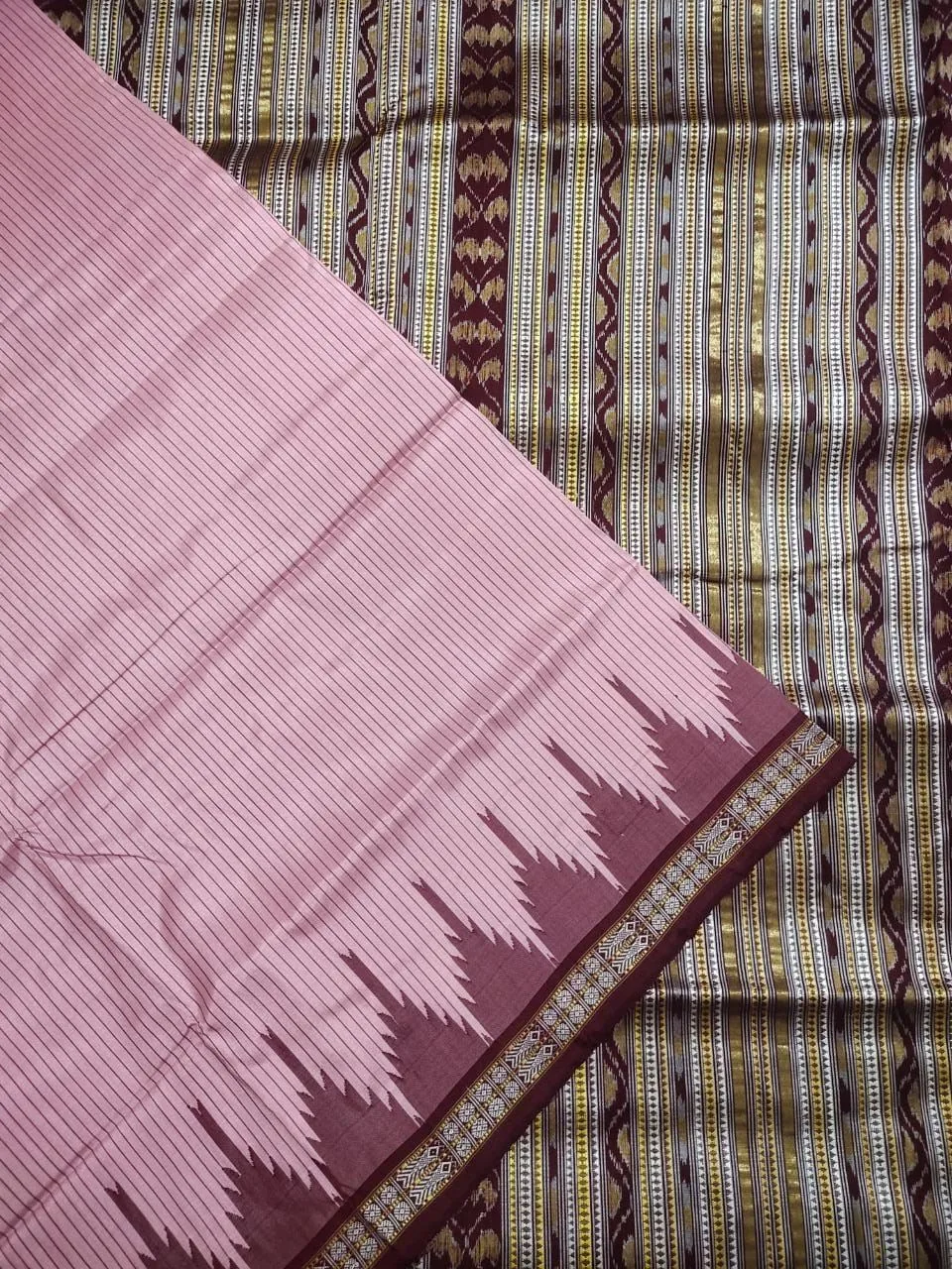 Sambalpuri Phodakumbha Silk Saree view 3
